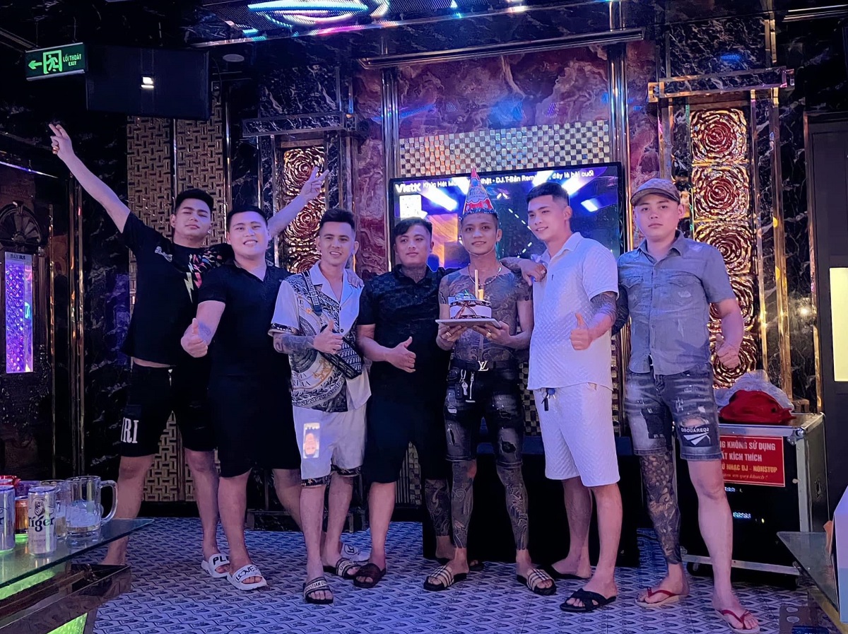 Karaoke-Oscar-Luxury-4.jpg